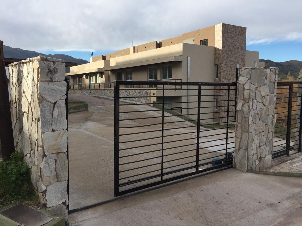 Altos del Lago Potrero de los Funes Exterior foto